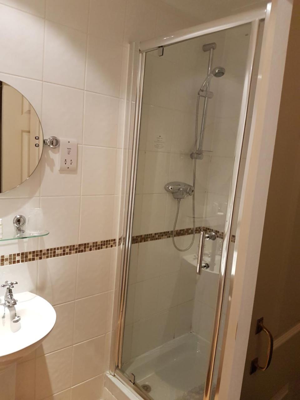 The Vine Hotel, スケッグネス エクステリア 写真